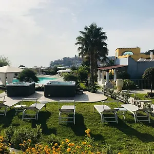 Bougainville Hotel